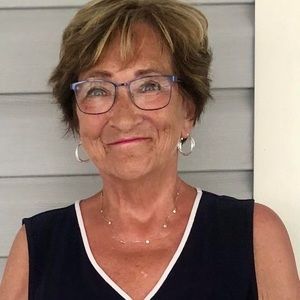 Meet your Posher, Carol